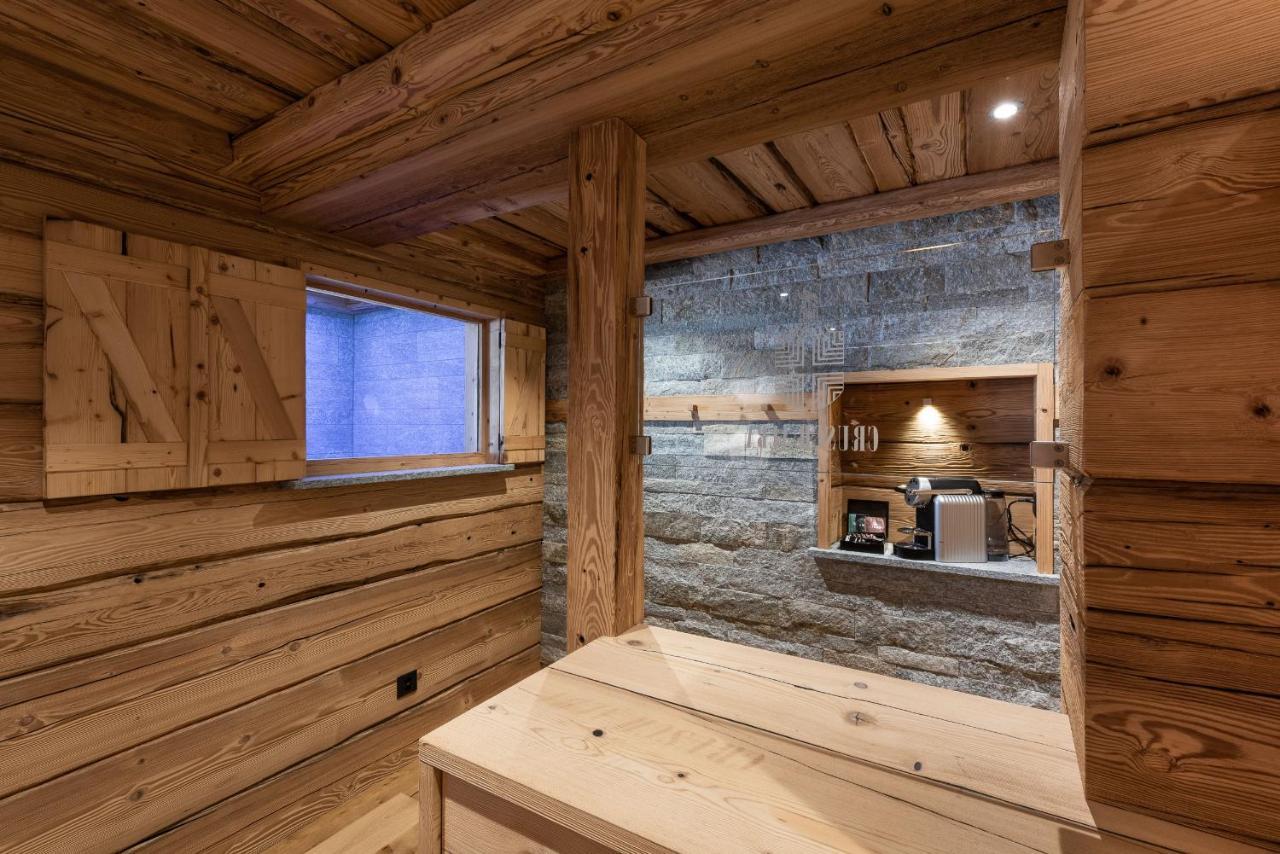 Hotel Crusch Alba Swiss Lodge ルェルネツ エクステリア 写真