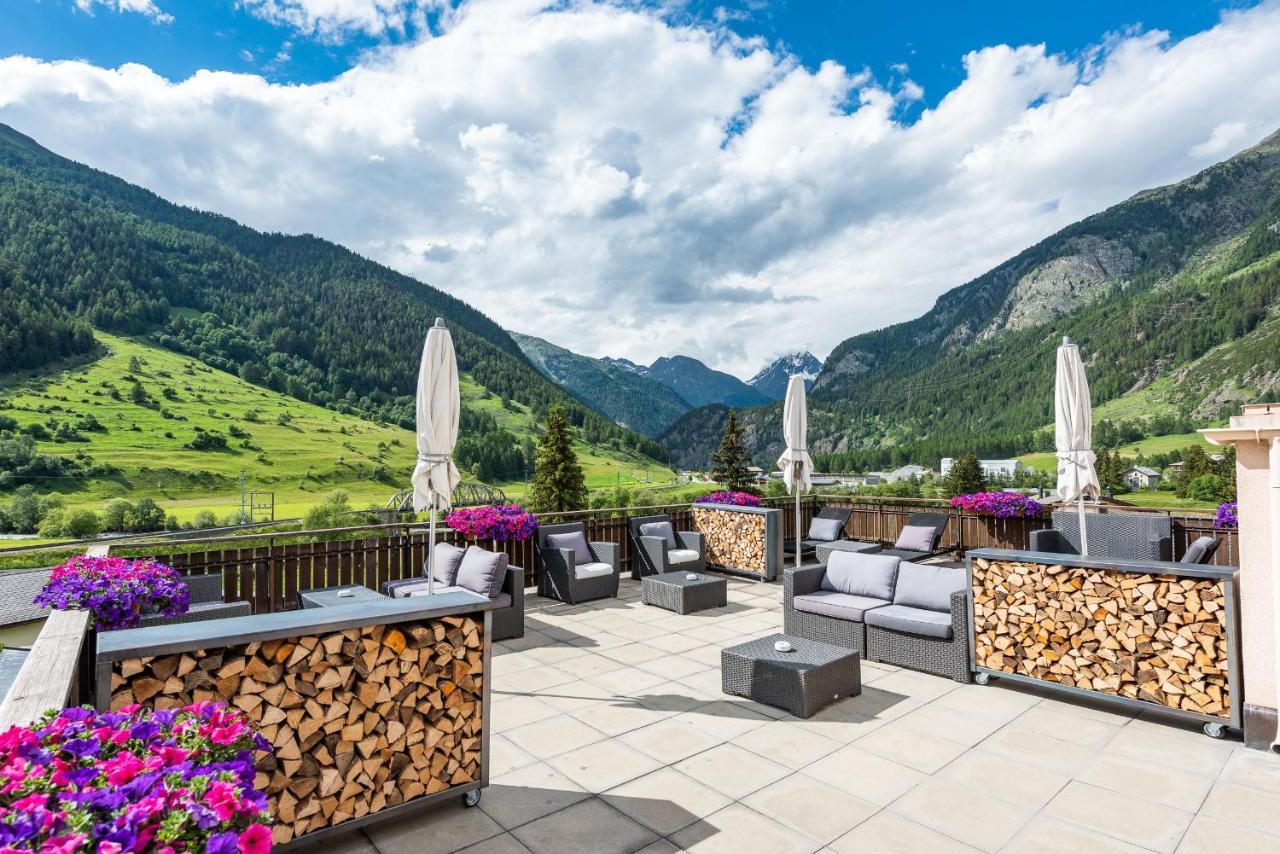Hotel Crusch Alba Swiss Lodge ルェルネツ エクステリア 写真