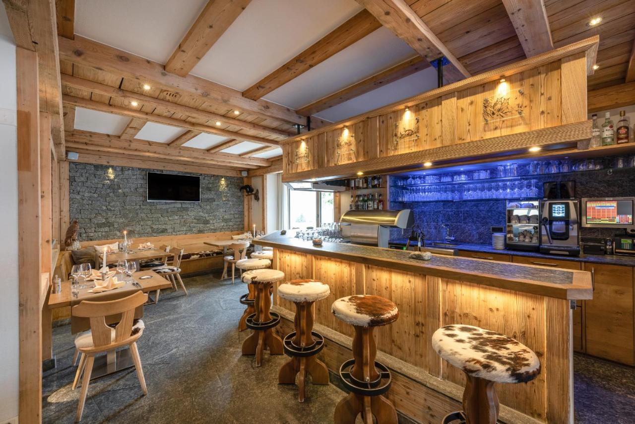 Hotel Crusch Alba Swiss Lodge ルェルネツ エクステリア 写真