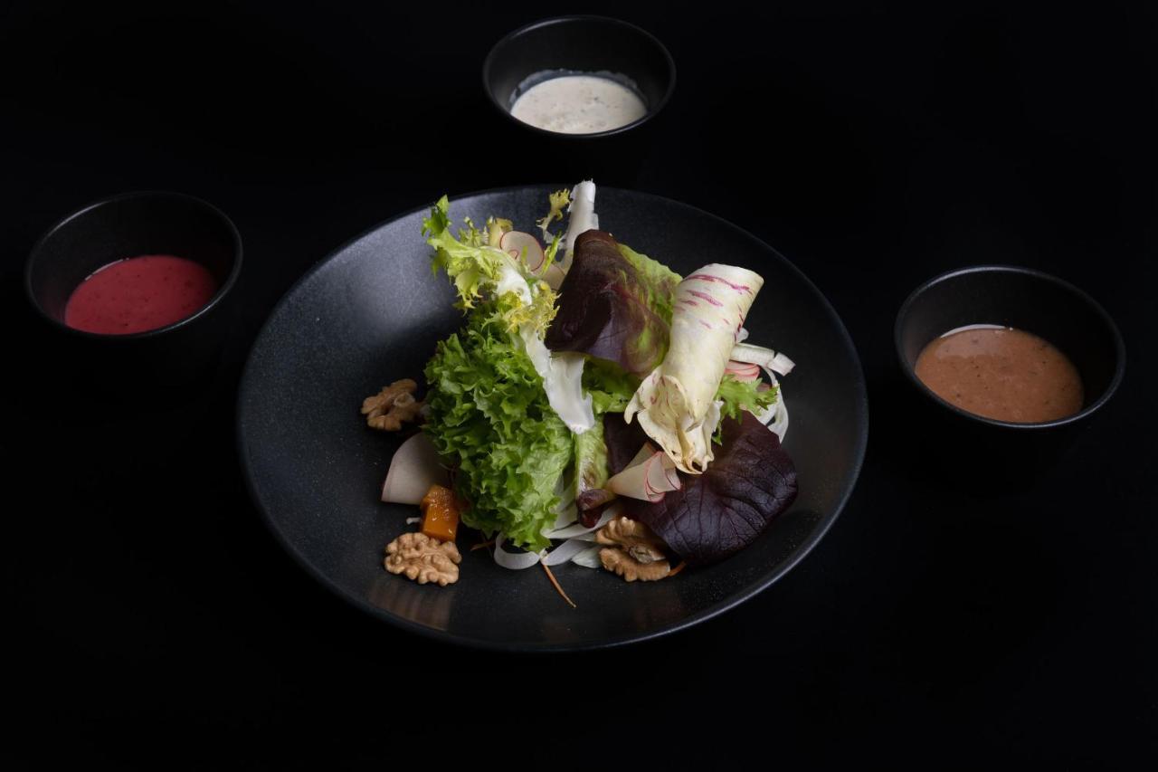 Hotel Crusch Alba Swiss Lodge ルェルネツ エクステリア 写真