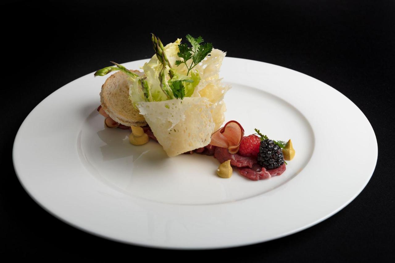 Hotel Crusch Alba Swiss Lodge ルェルネツ エクステリア 写真